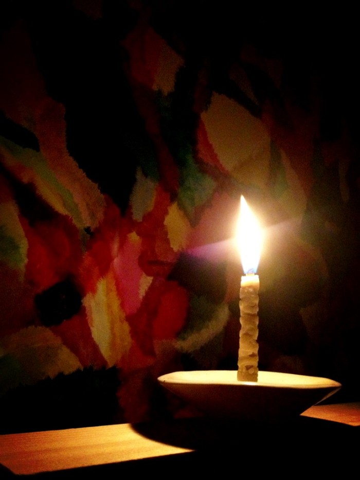 ろうそく　黙祷　3.11